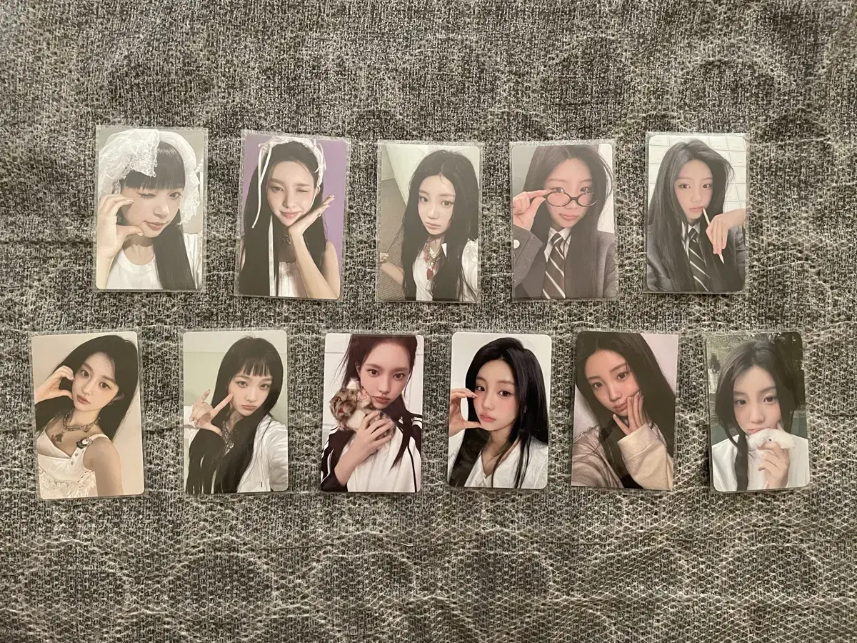 Eyelet Photo Card bulk WTS