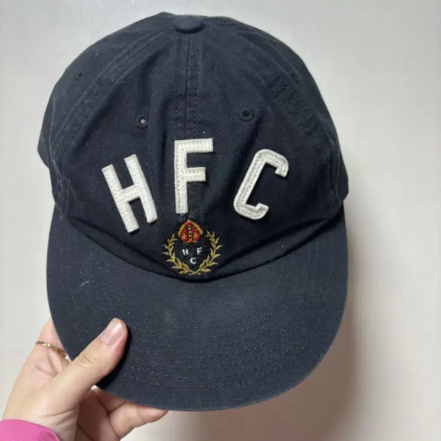 헤리티지플로스 hfc 로고 캡 모자