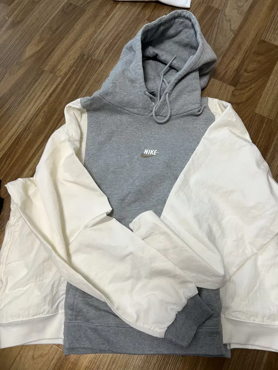 Nike Nsw Hoodie M