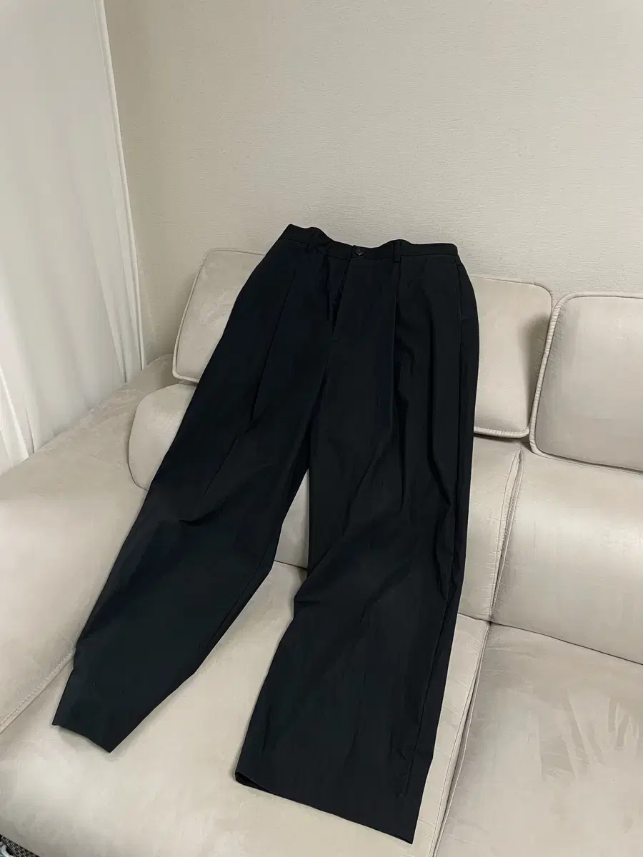 [2] AnotherOffice VAST 1TUCK PANTS Used