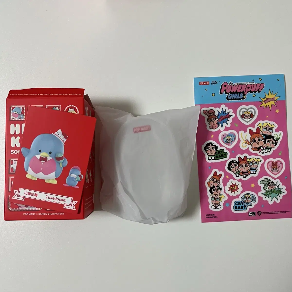 bonus) popmart san rio hello kitty 50th anniversary tuxedo sample