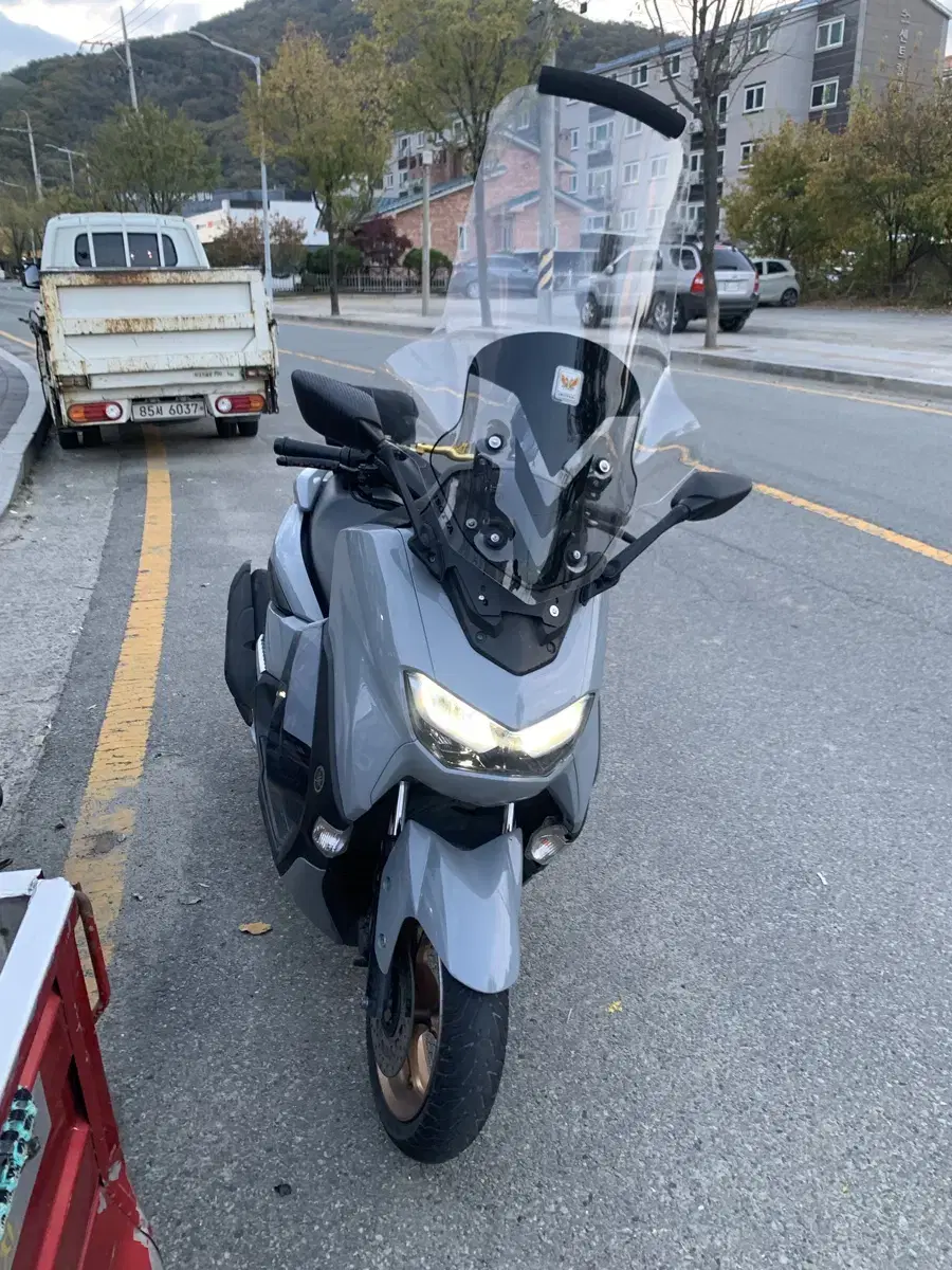 nmax125