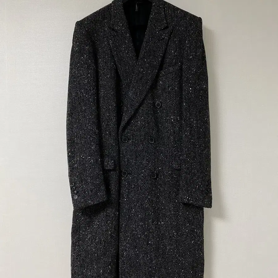 Dior HOMME by HEDI SLIMANE 트위드 코트