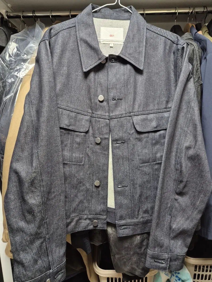 Flack denim jacket L