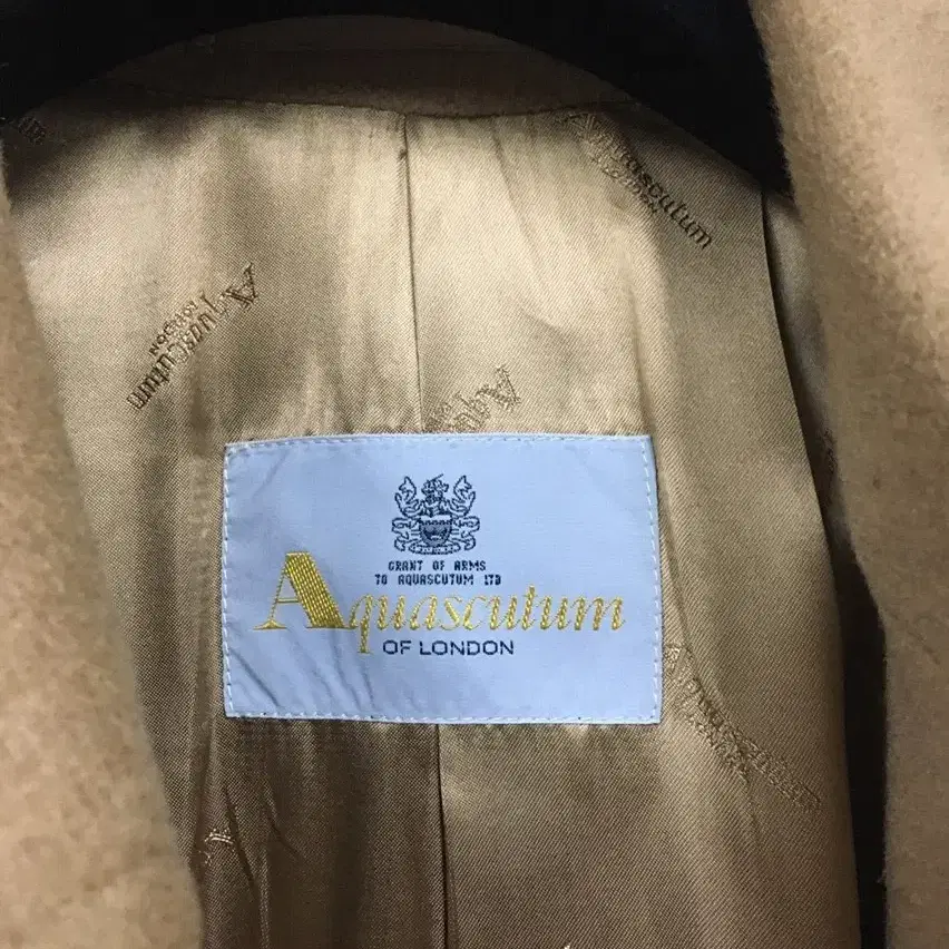 (77~88)Aquascutum 핸드메이드 퓨어캐시미어 카멜 롱코트