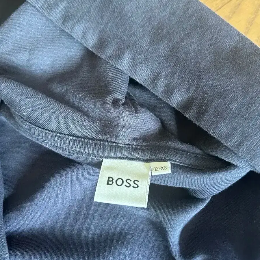 BOSS 아동 후드집업 판매합니다