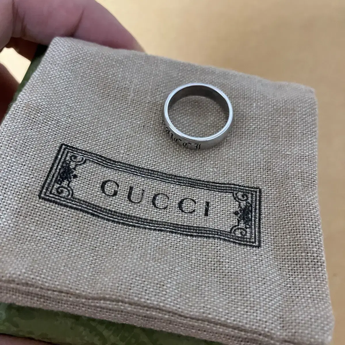 [10호] 구찌 GUCCI 소아베 아모레 한정판 실버 반지