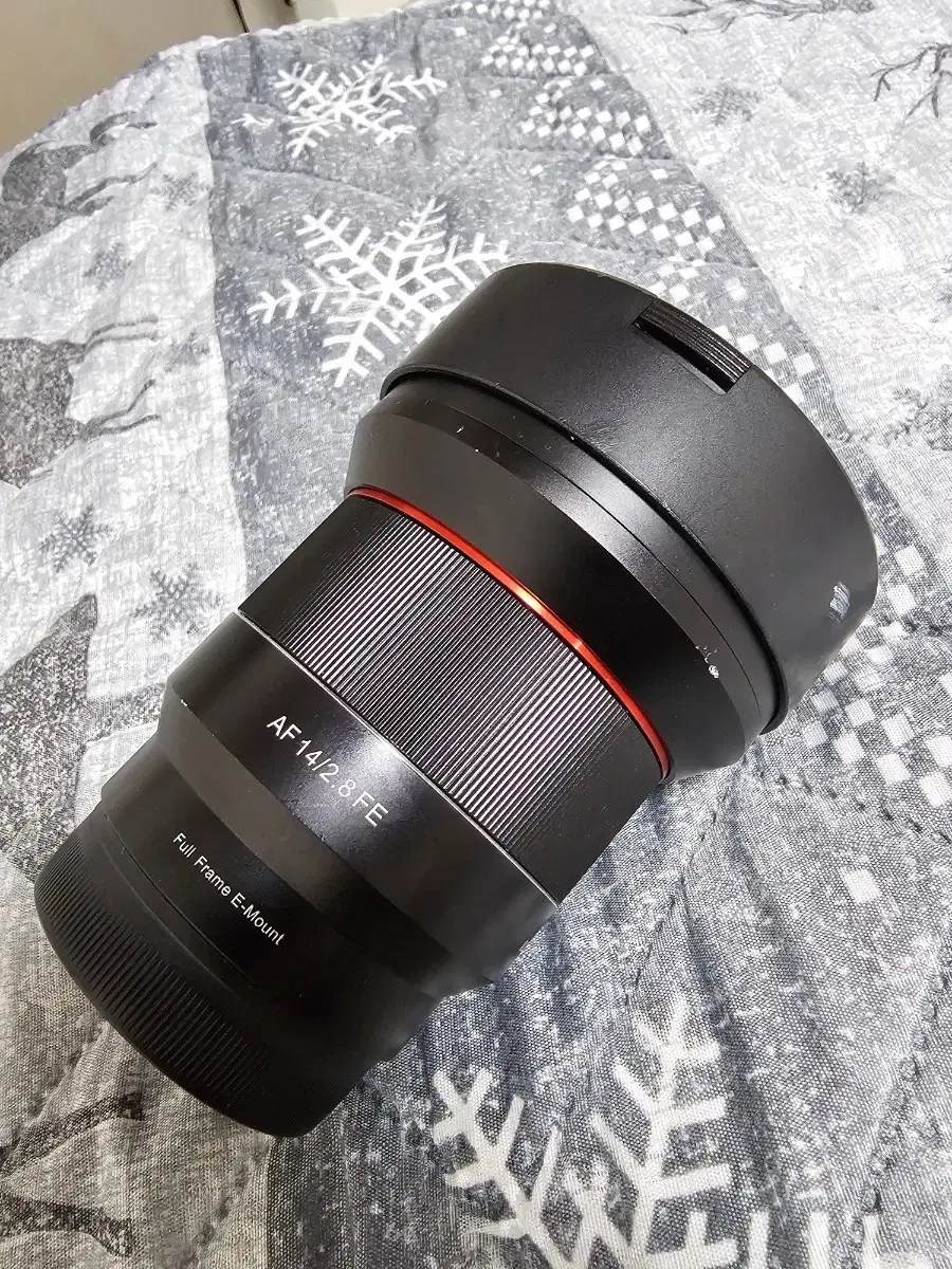 삼양 af 14mm f2.8 fe 소니마운트 팝니다