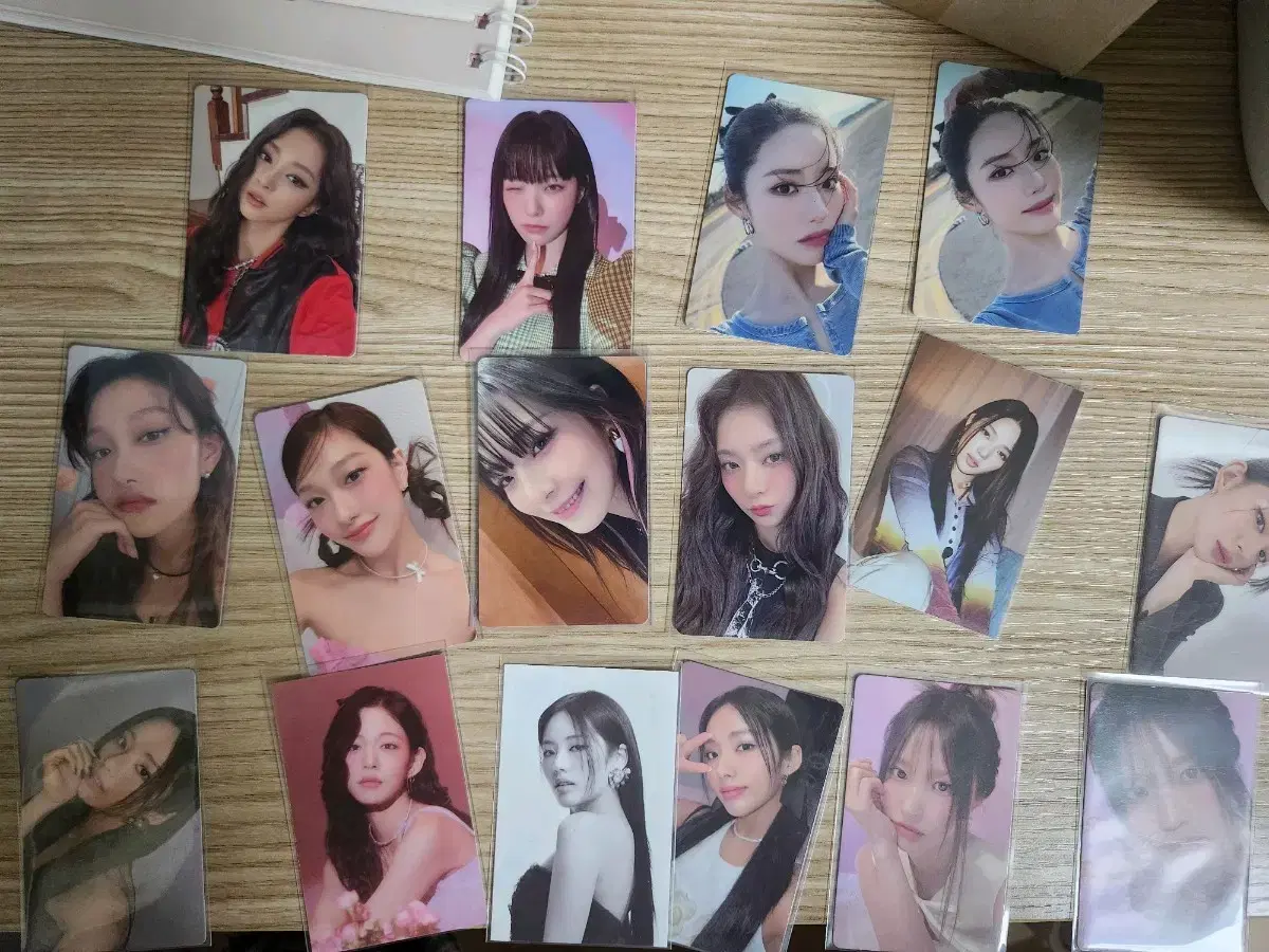 Bulk Fromis 9 photocards