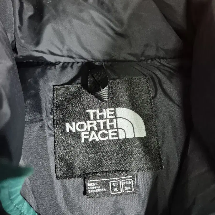 North face 노스페이스 눕시 700 블랙/그린