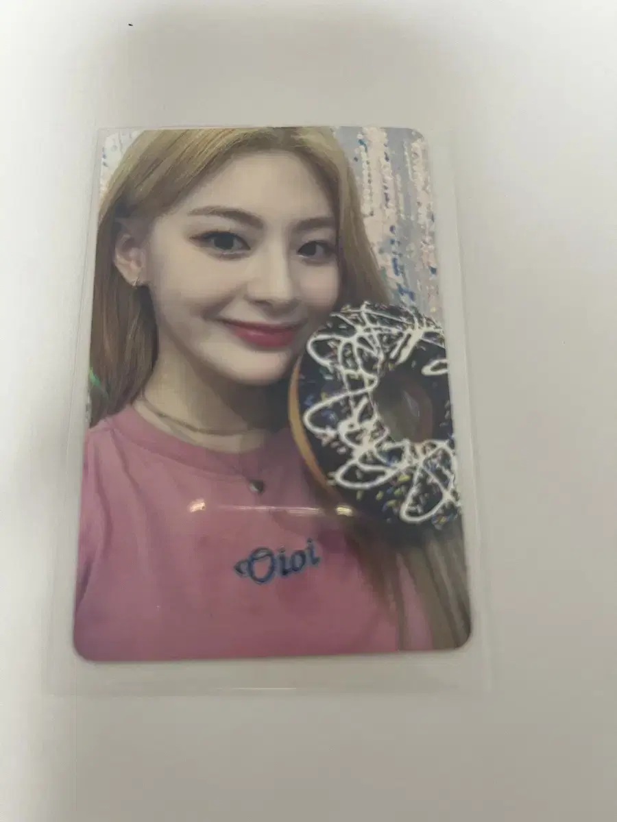 Stayc seeun photocard (pre-order benefit)