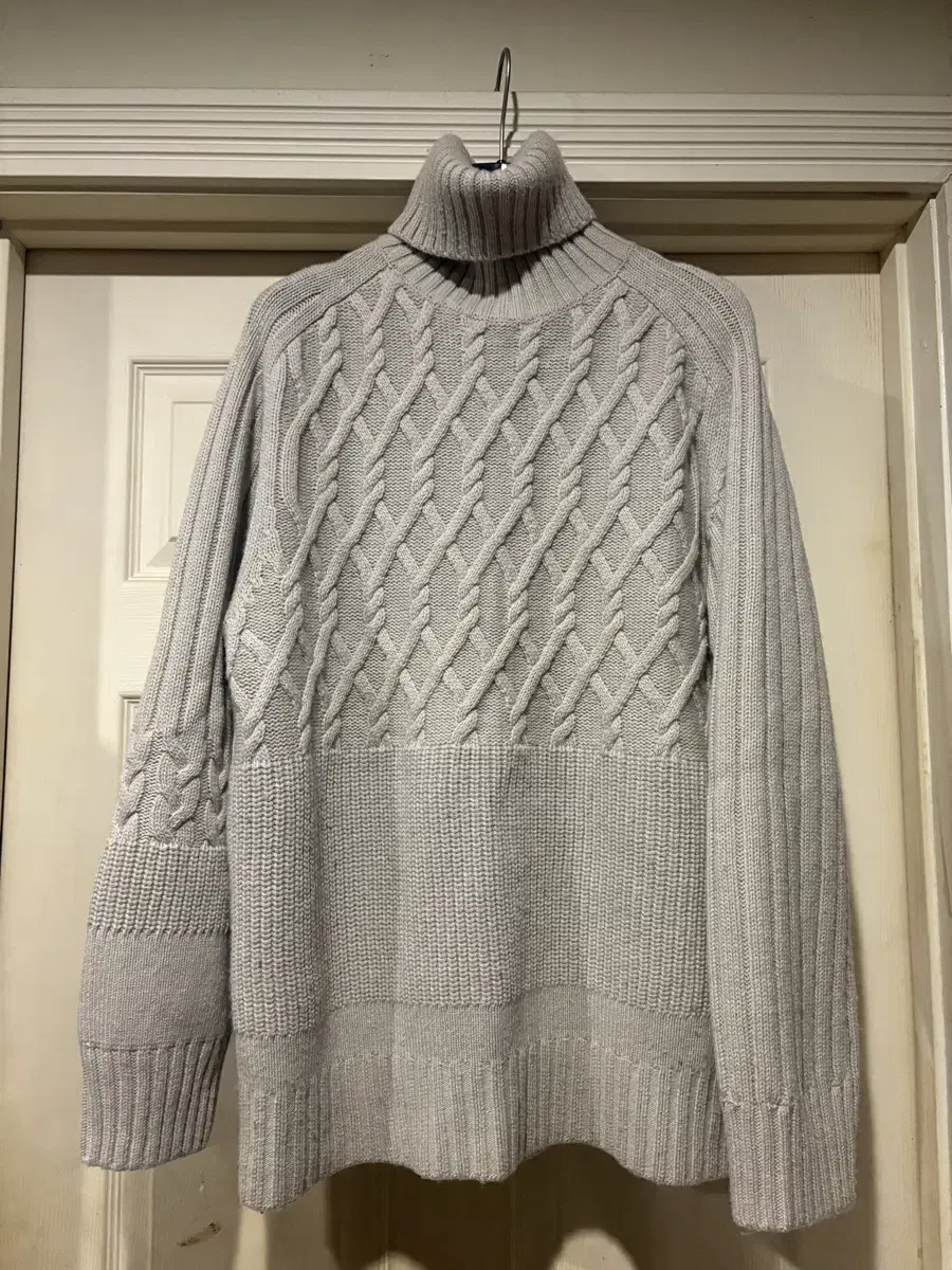 Cos neck pola knit s