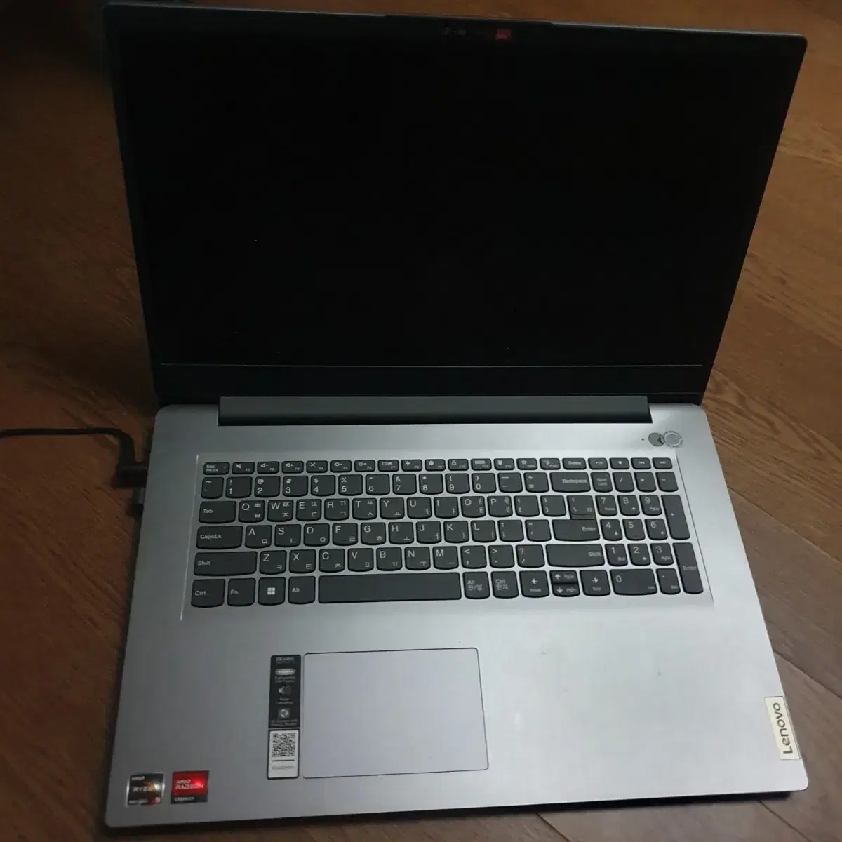 레노버 slim3 17aba7 r5 중고 판매합니다.