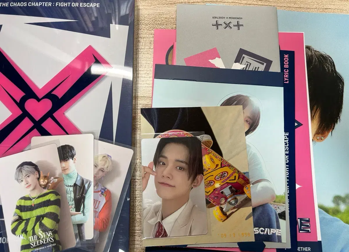 Includes txt paoi photocard (yeonjun) unsealed album WTS