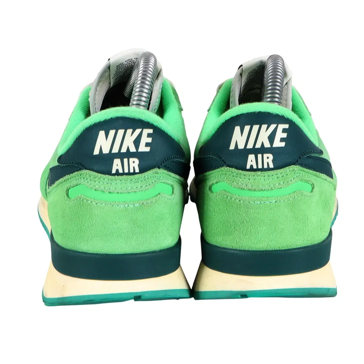 나이키 NIKE AIR 볼텍스 275