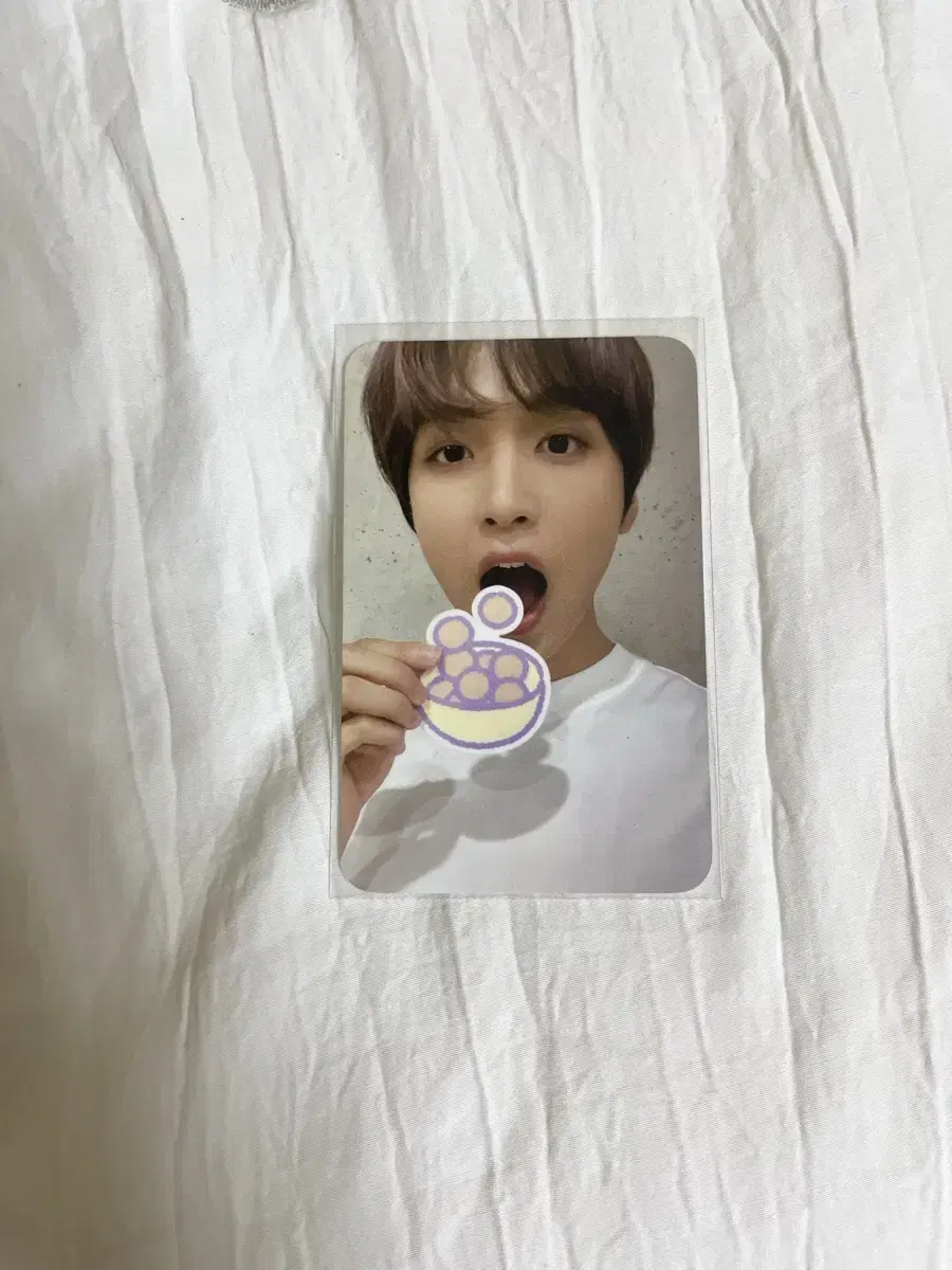 NCT Dream San Rio haechan photocard