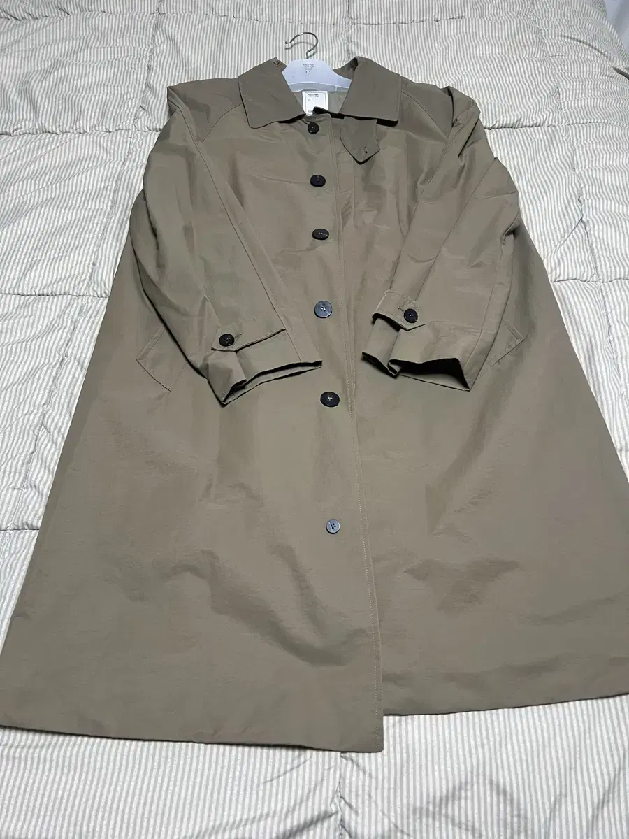 Another Office Mac Coat, size 1