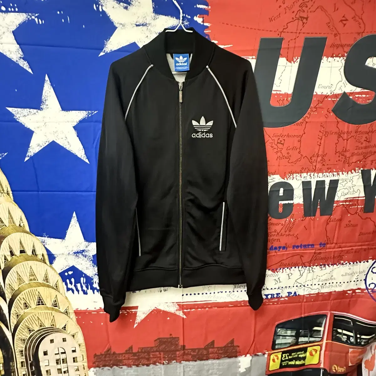 211.adidas Black Shooting Star Tracktop Jersey S90