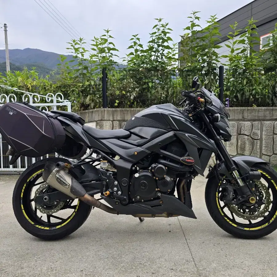 gsx-s750 2018년식 팝니다