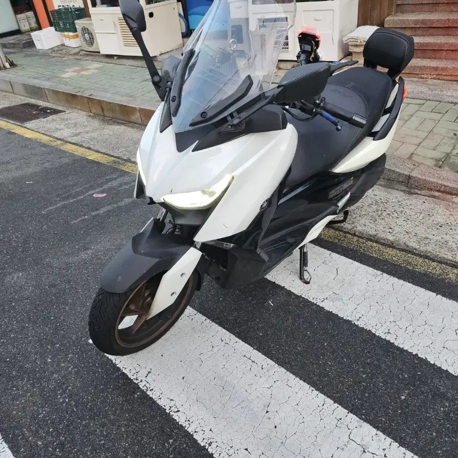 xmax300cc