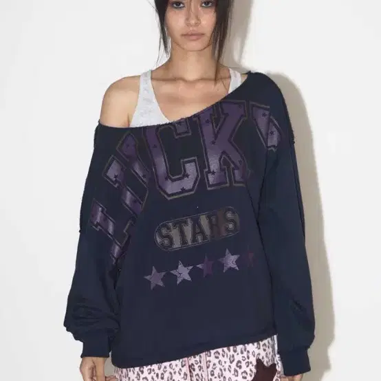 익스파이어드걸 LUCKY STARS SWEATSHIRT NAVY