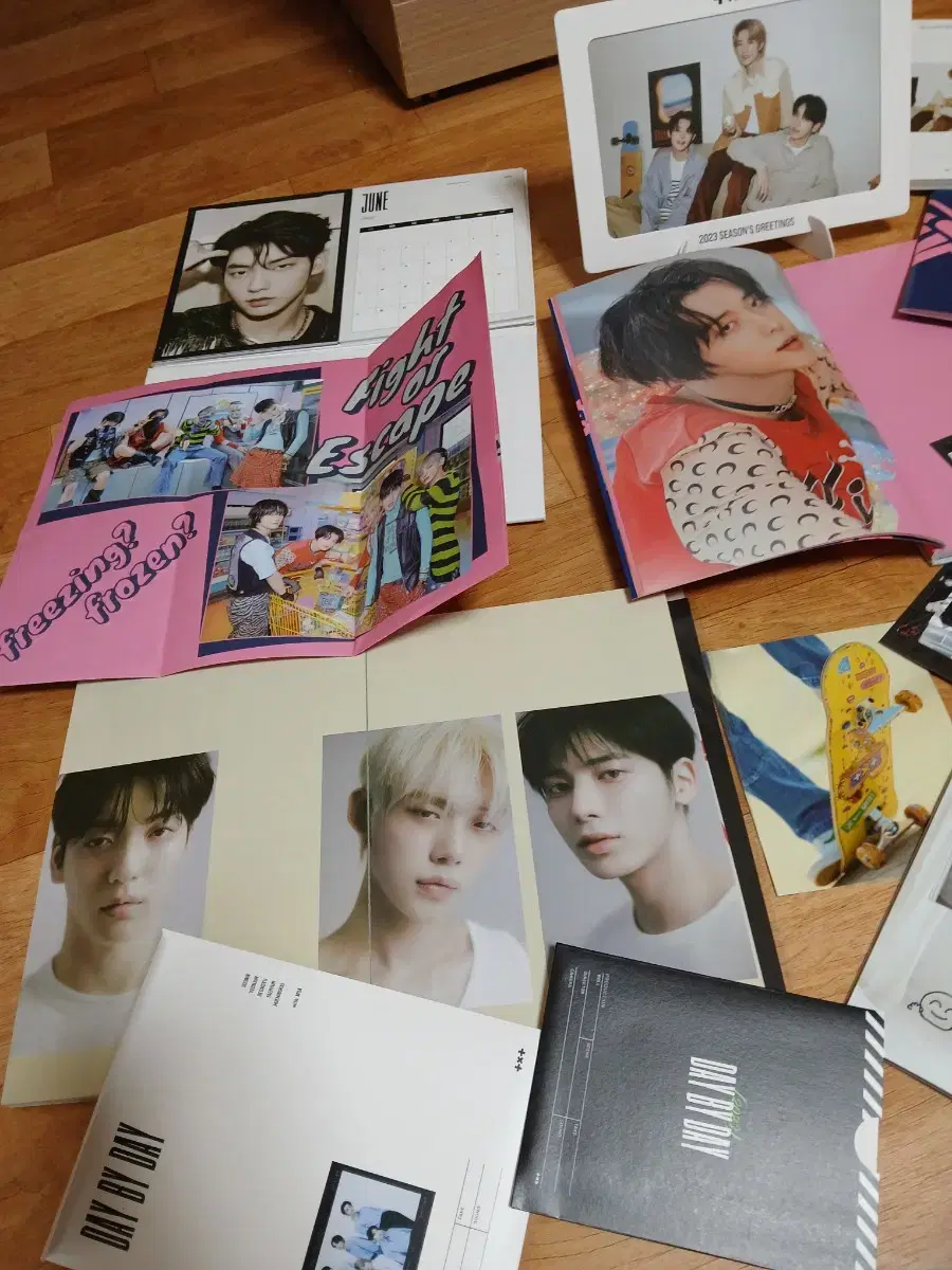 TXT CD album photos