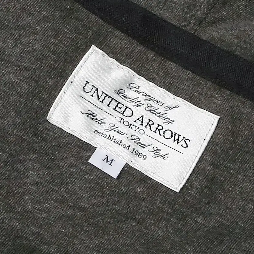 유나이티드 애로우즈 [United Arrows Tokyo] 블랙 후드자켓