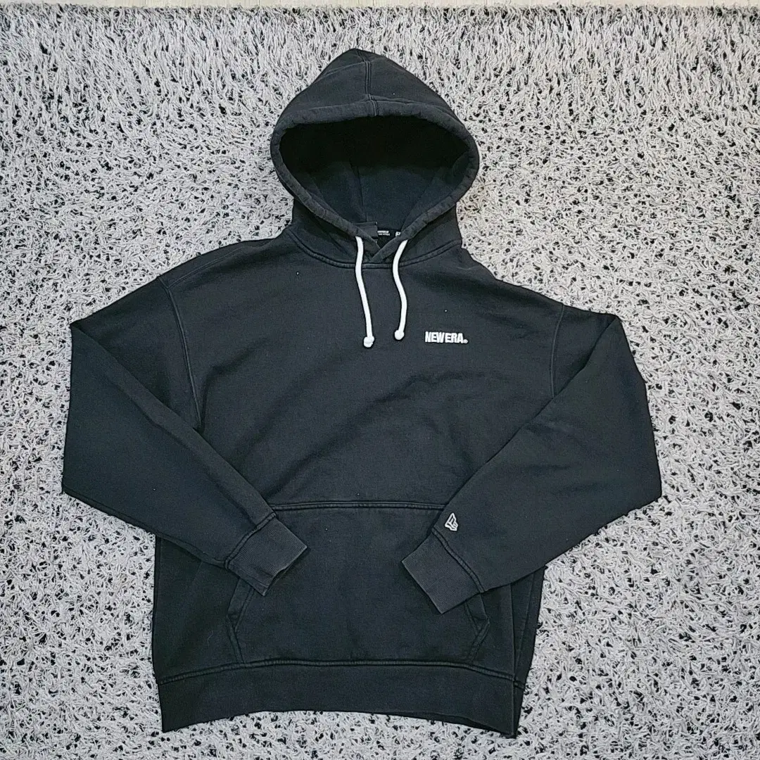 [100] New Era Hoodie