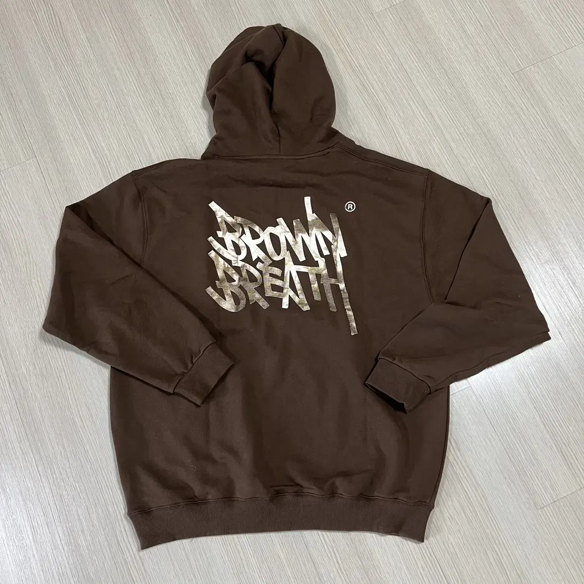 Brownbreath Leaf tag Hooded brown size M