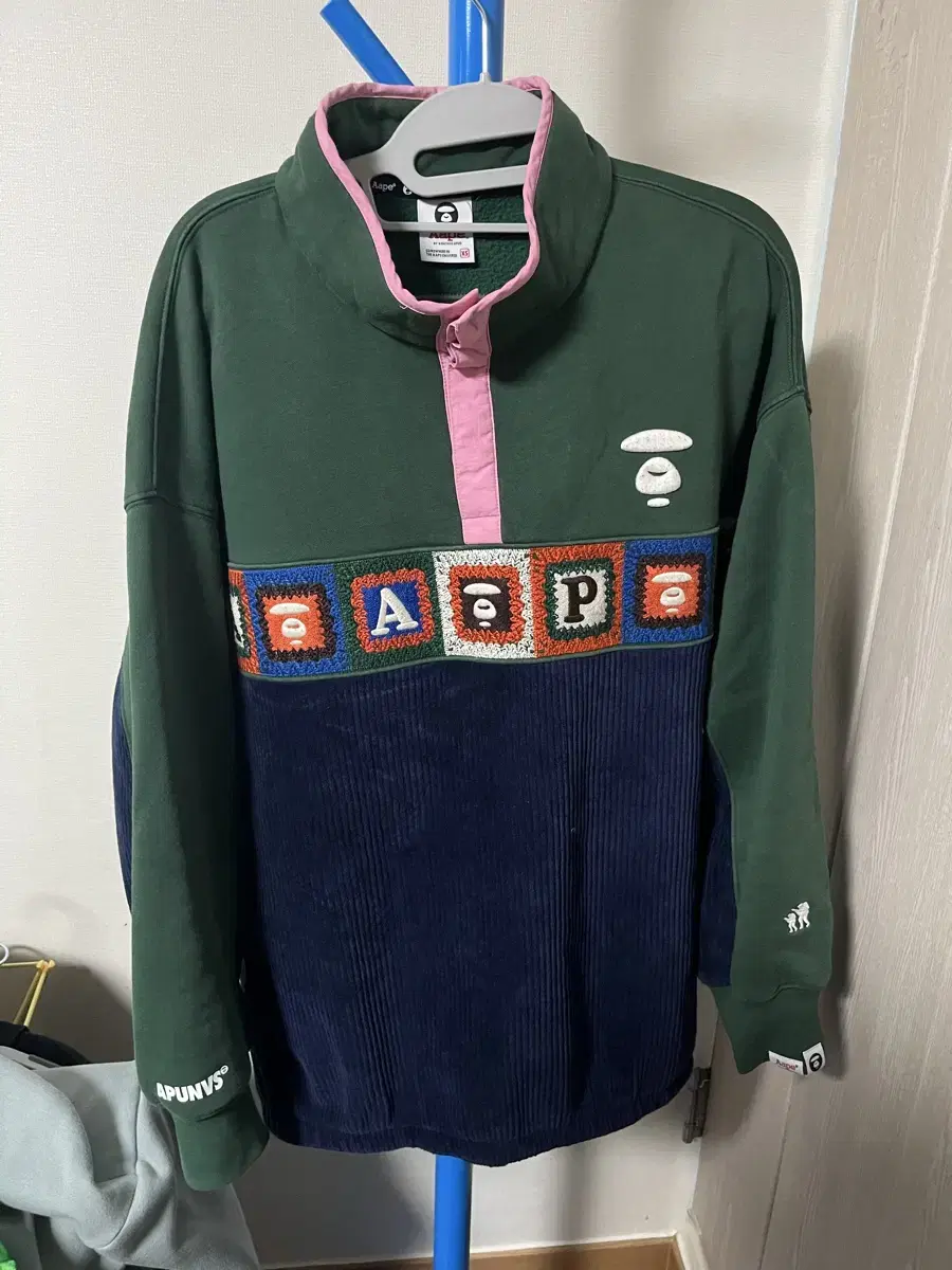 Vape/ape Crew Neck Anorak