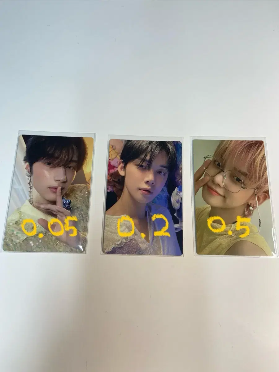 Choi Yeonjun, TXT, hueningkai photocard