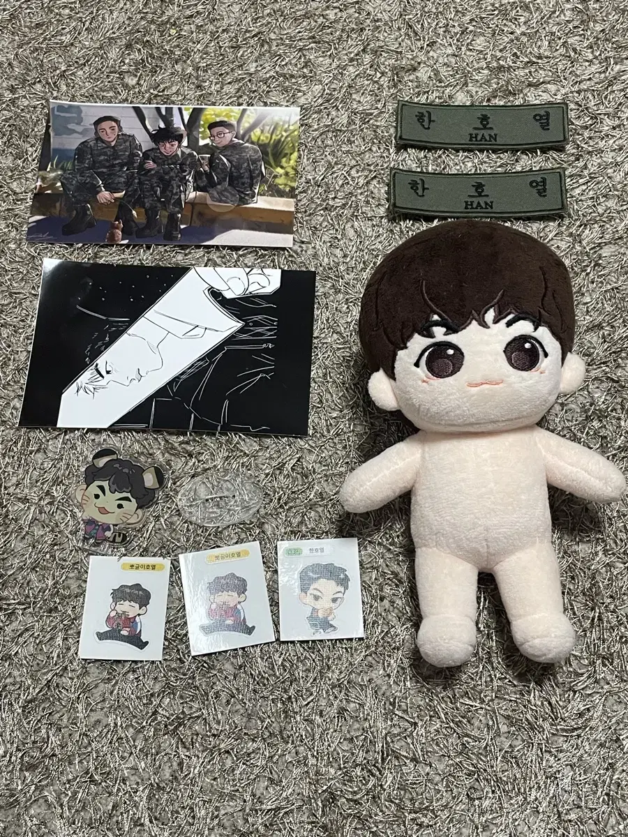 Ho Yeol Han doll sells per