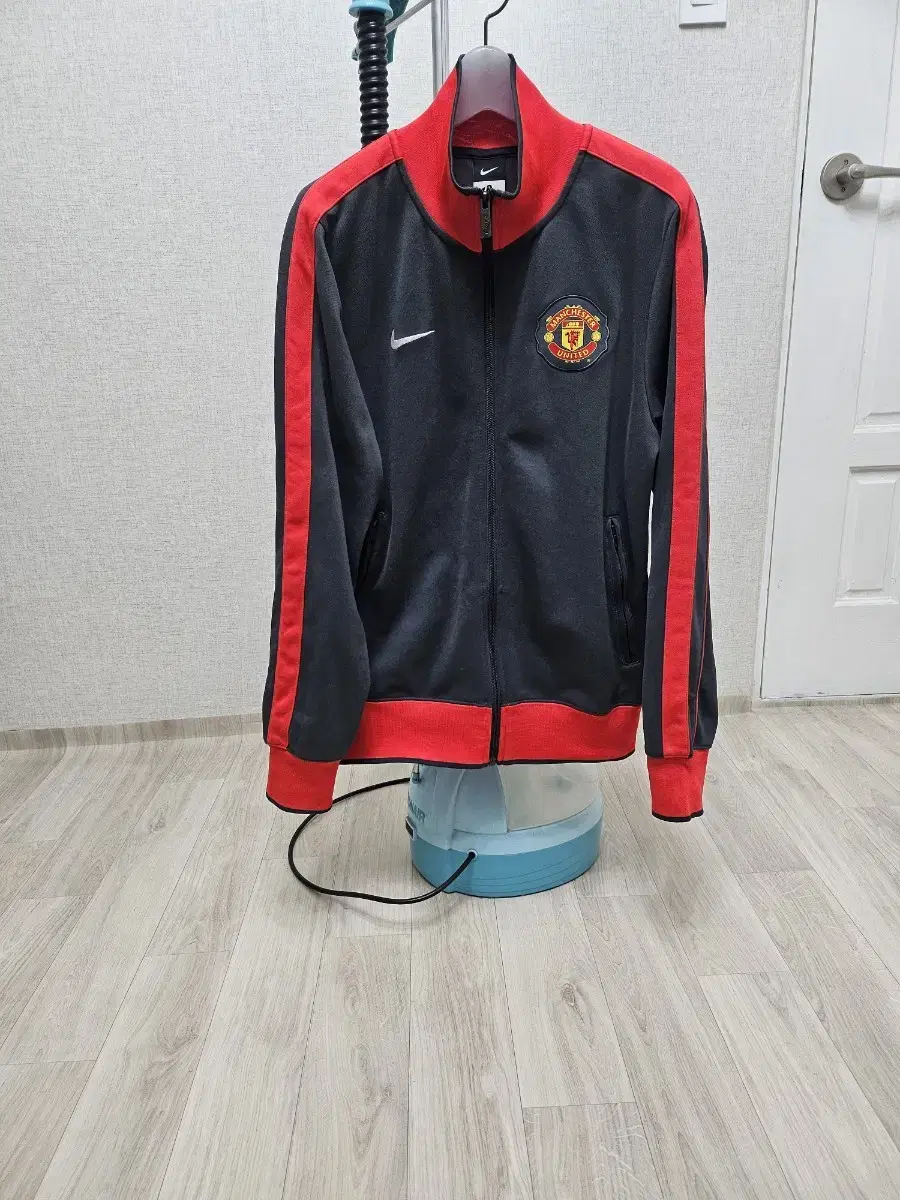 (95~100)M Invitational Nike Man U [Teeth] Track Top Jersey