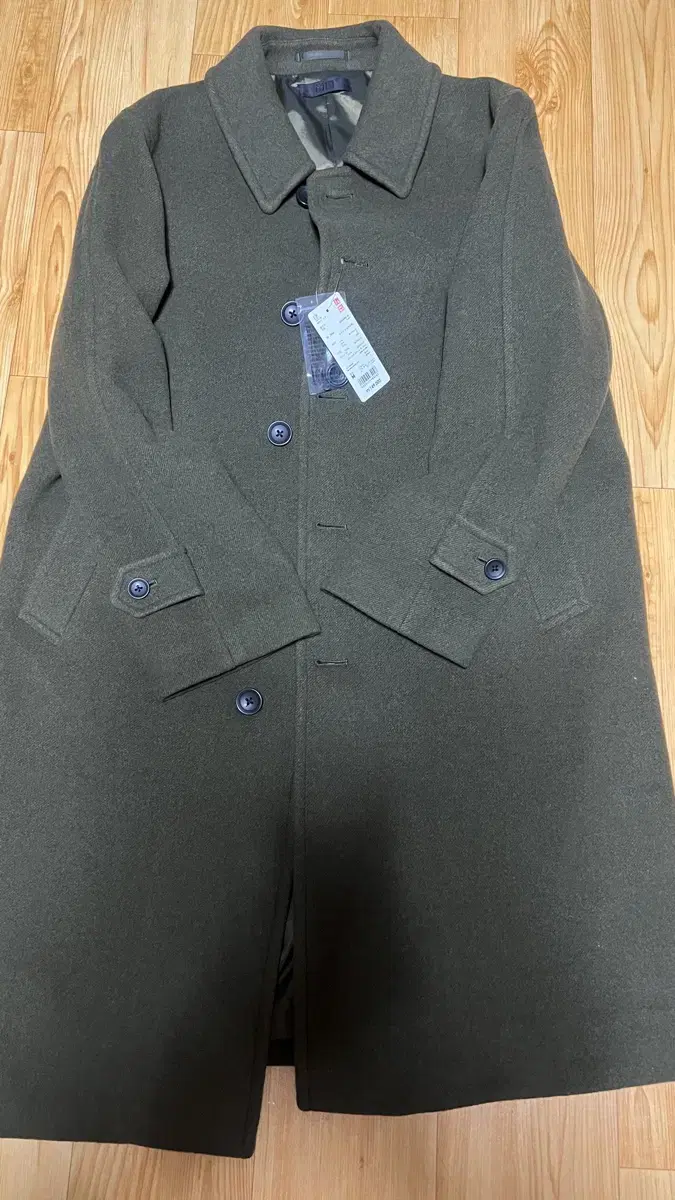 Uniqlo Balmacan Coat (unused) for sale (shipping included)