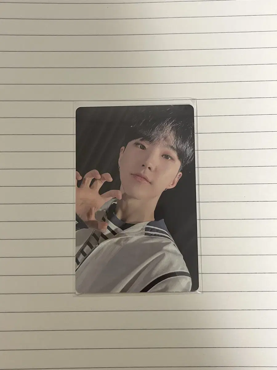 Seventeen hoshi seasons greetings photocard WTS