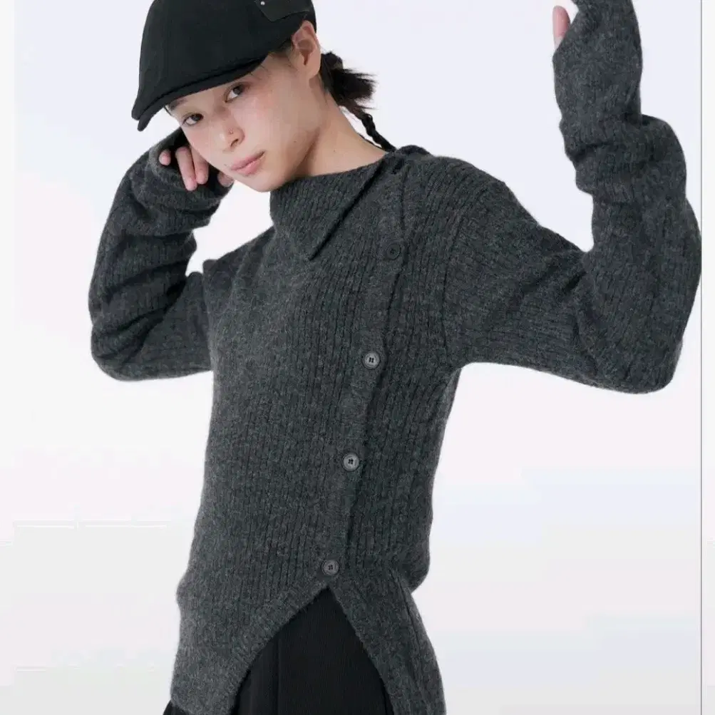 미세키서울 니트 Side button knit CHARCOAL