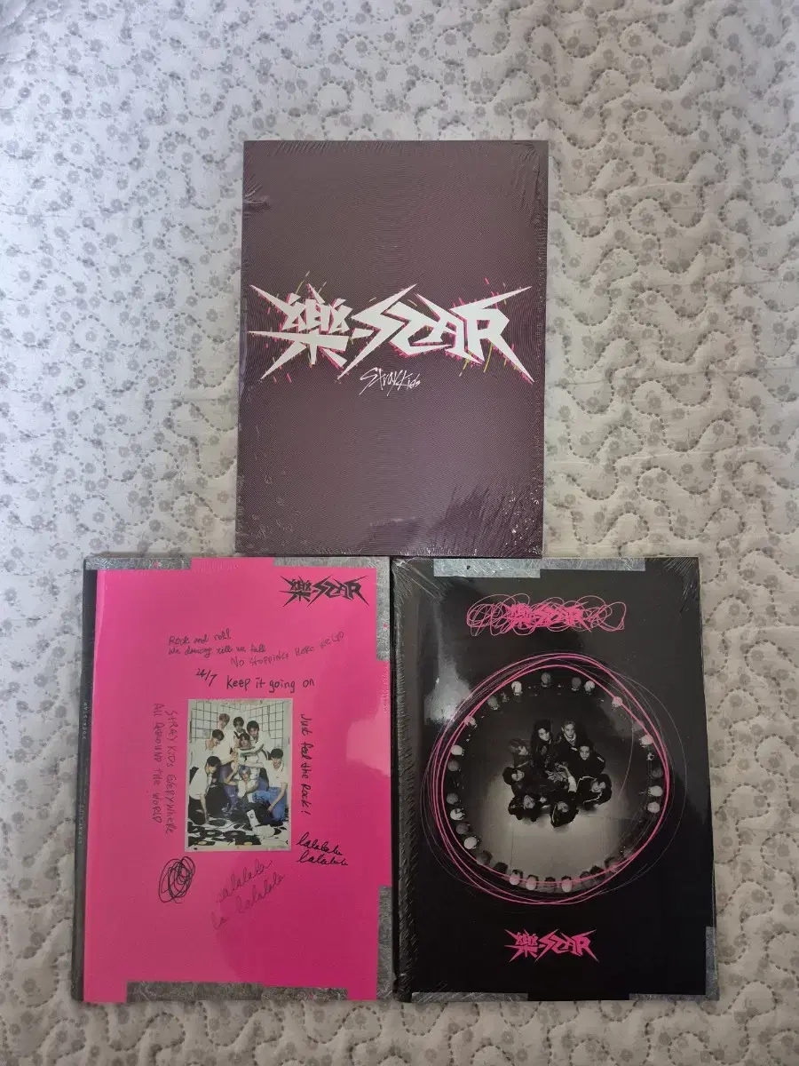 1 unsealed Straykids Rockstar album set