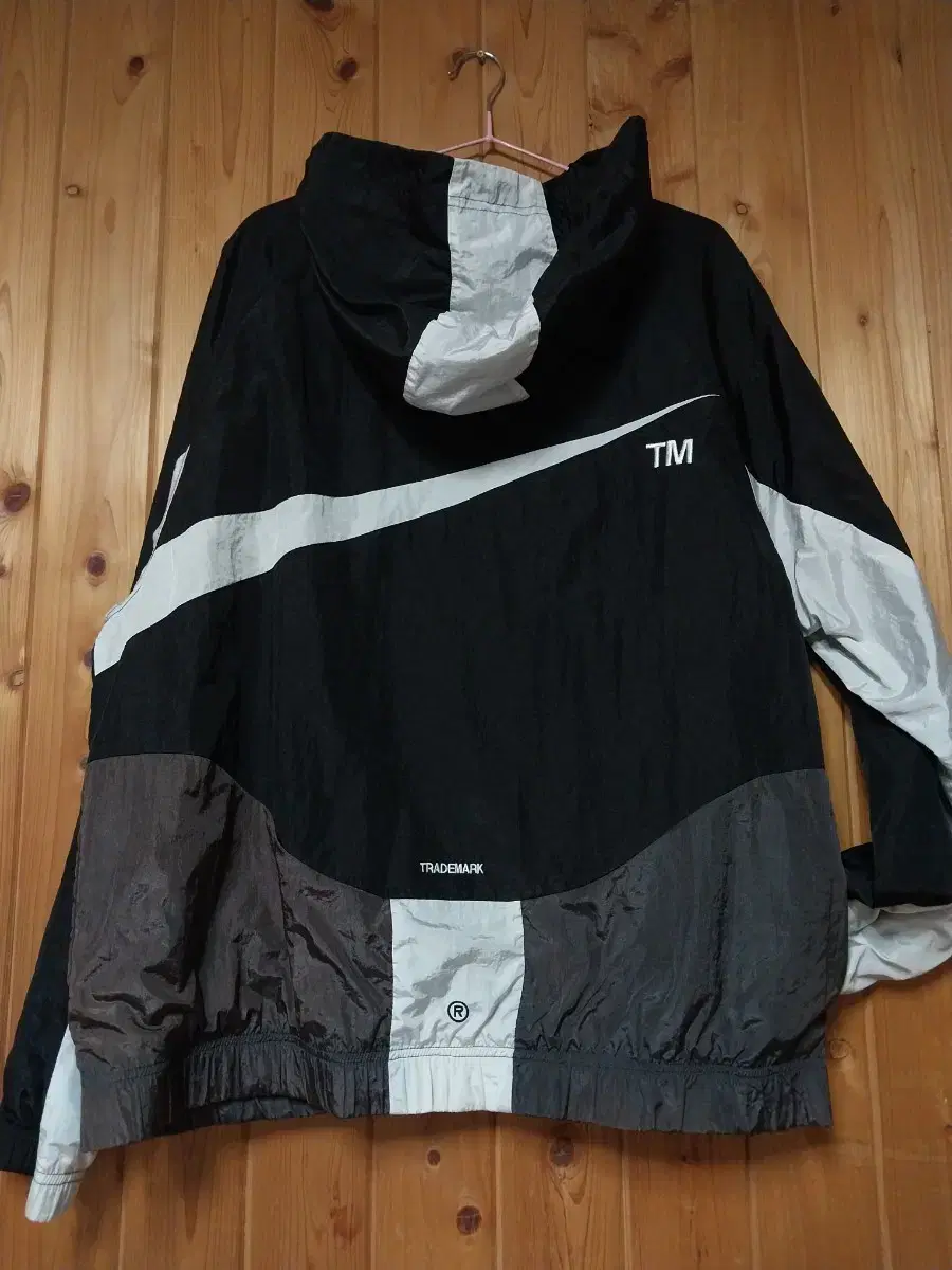 Nike Vixen Windrunner Windbreaker 110