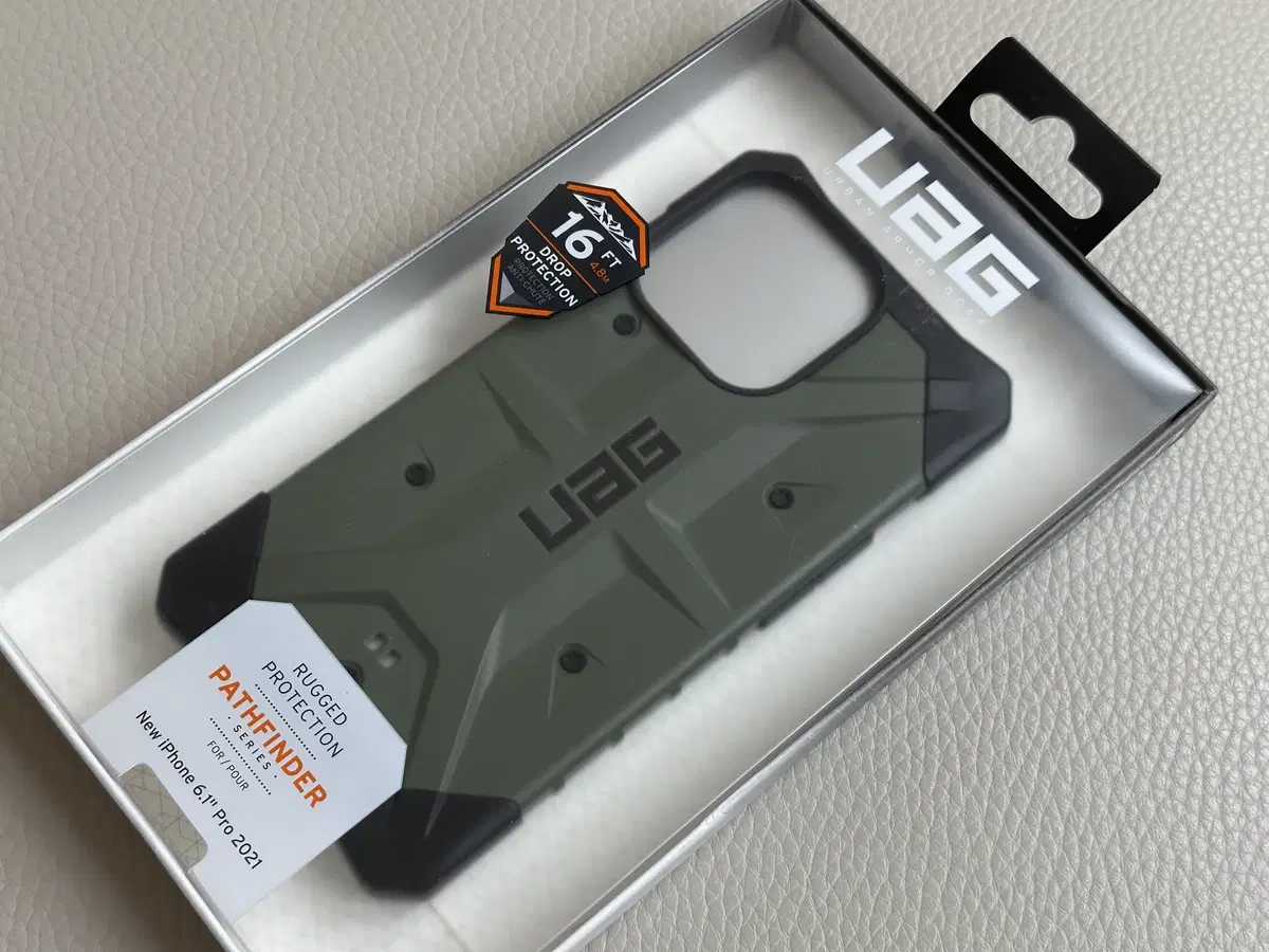 UAG 아이폰13프로 패스파인더 케이스