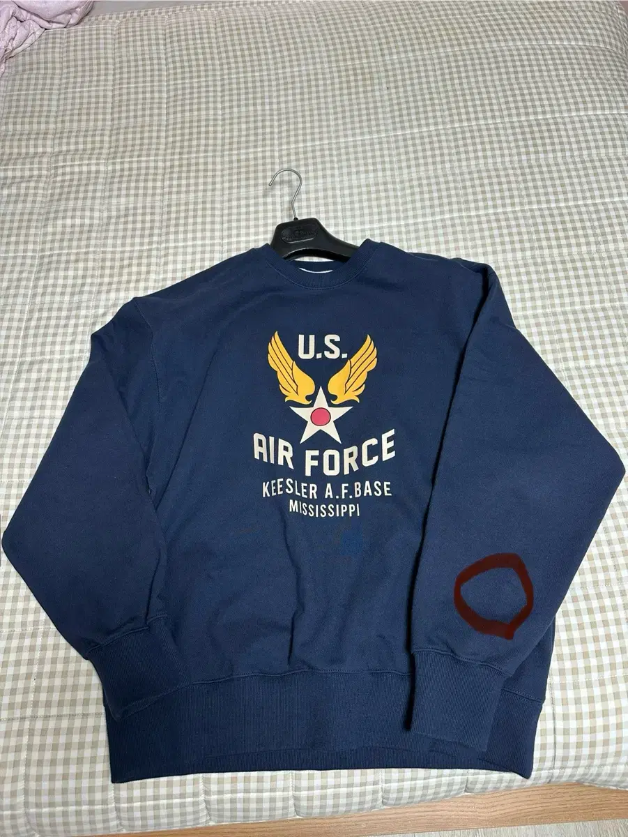 (XL) Uniformbridge Man-to-Man Sweatshirt