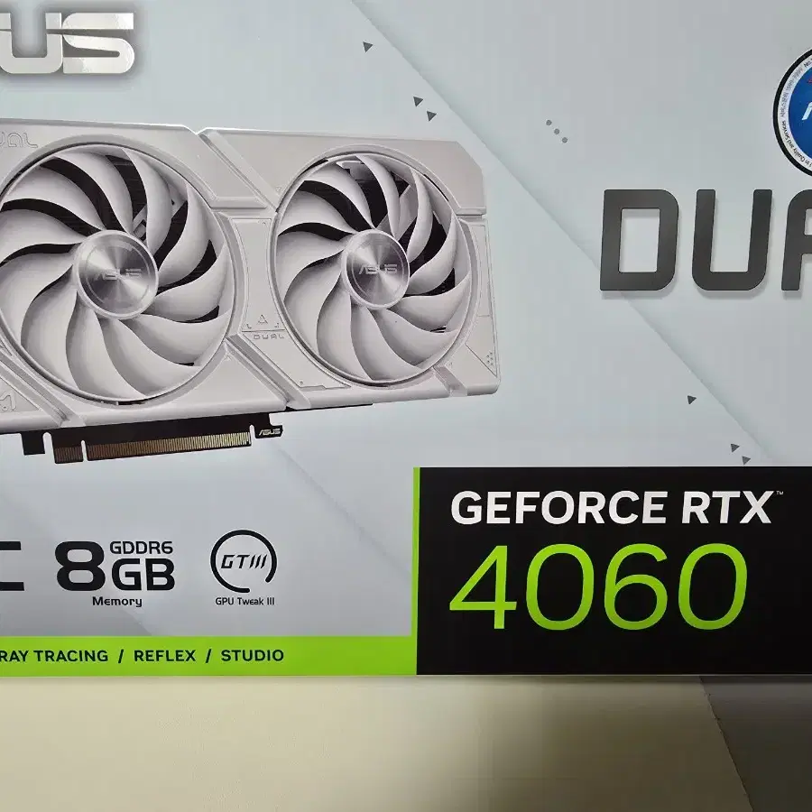 아수스 rtx 4060 화이트 미개봉 as4년