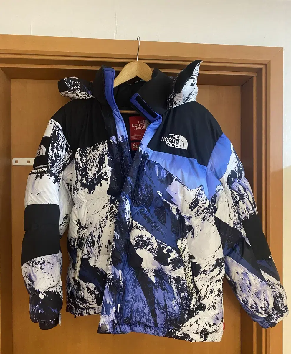 Supreme The North Face 17FW San Baltoro M