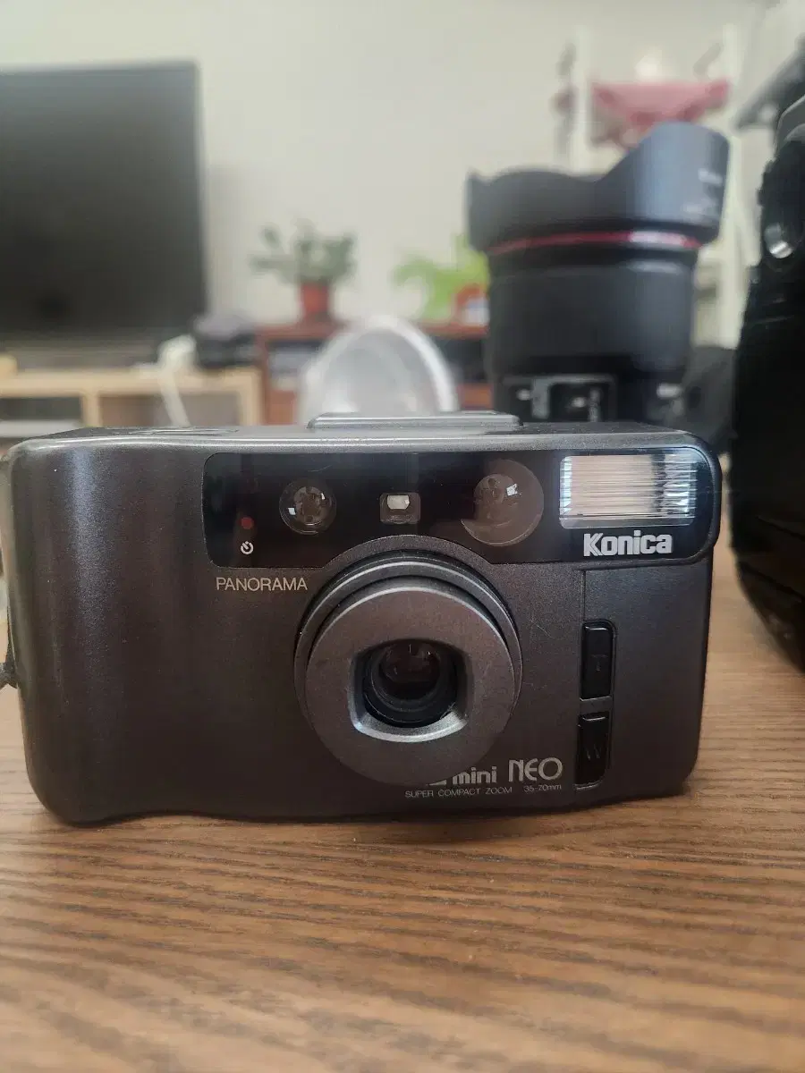 Konica bigmini neo 자동필름카메라