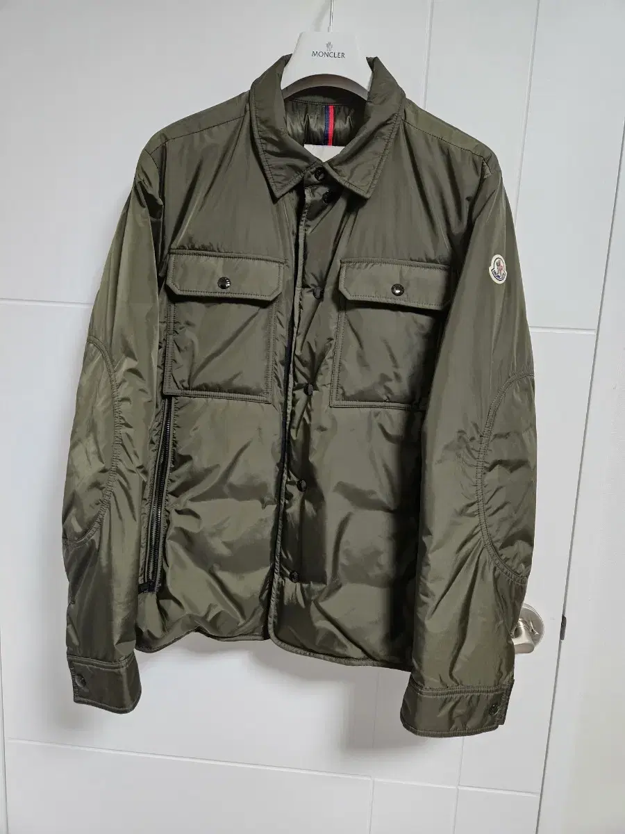 Moncler Mio Mandre shirt padded jacket / khaki / size 2