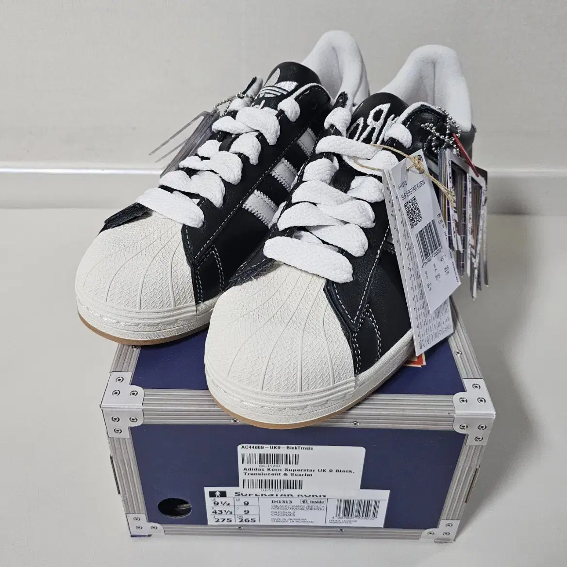 [새상품] ADIDAS X KORN 수퍼스타 (size 275)