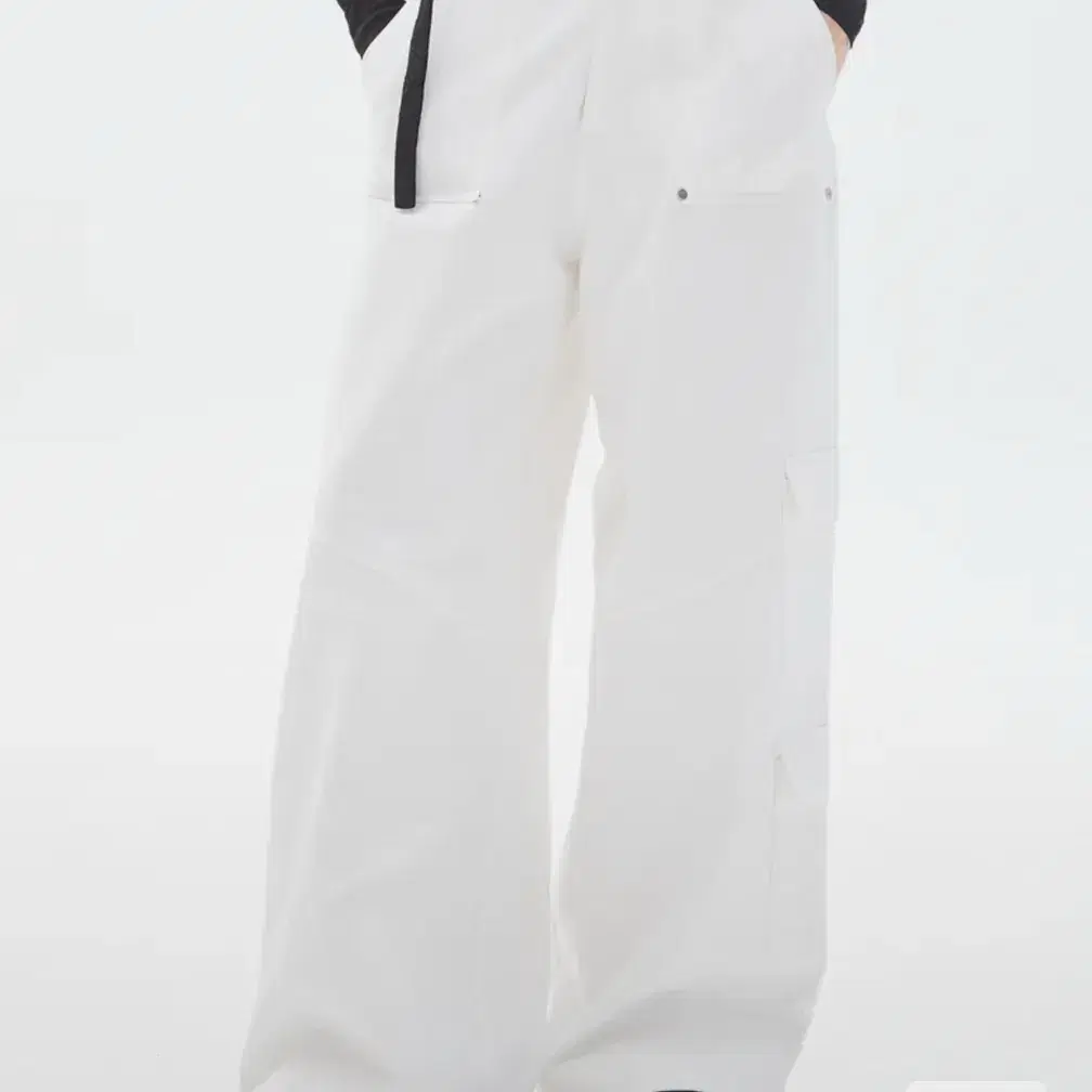 러브이즈트루 PY CARGO PANTS(IVORY)