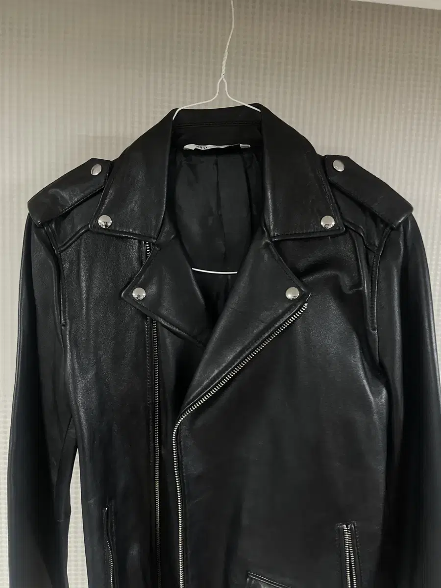 Zara Leather Jacket M