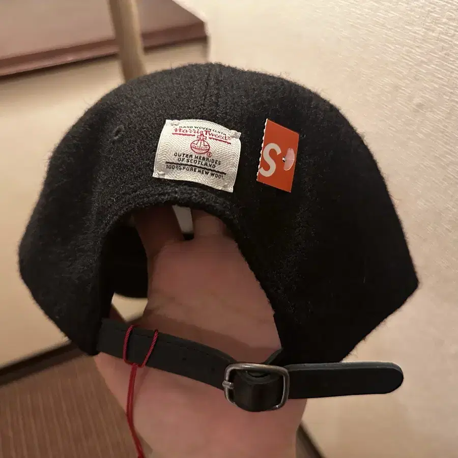 Supreme Harris Tweed 6-Panel Black - 24F