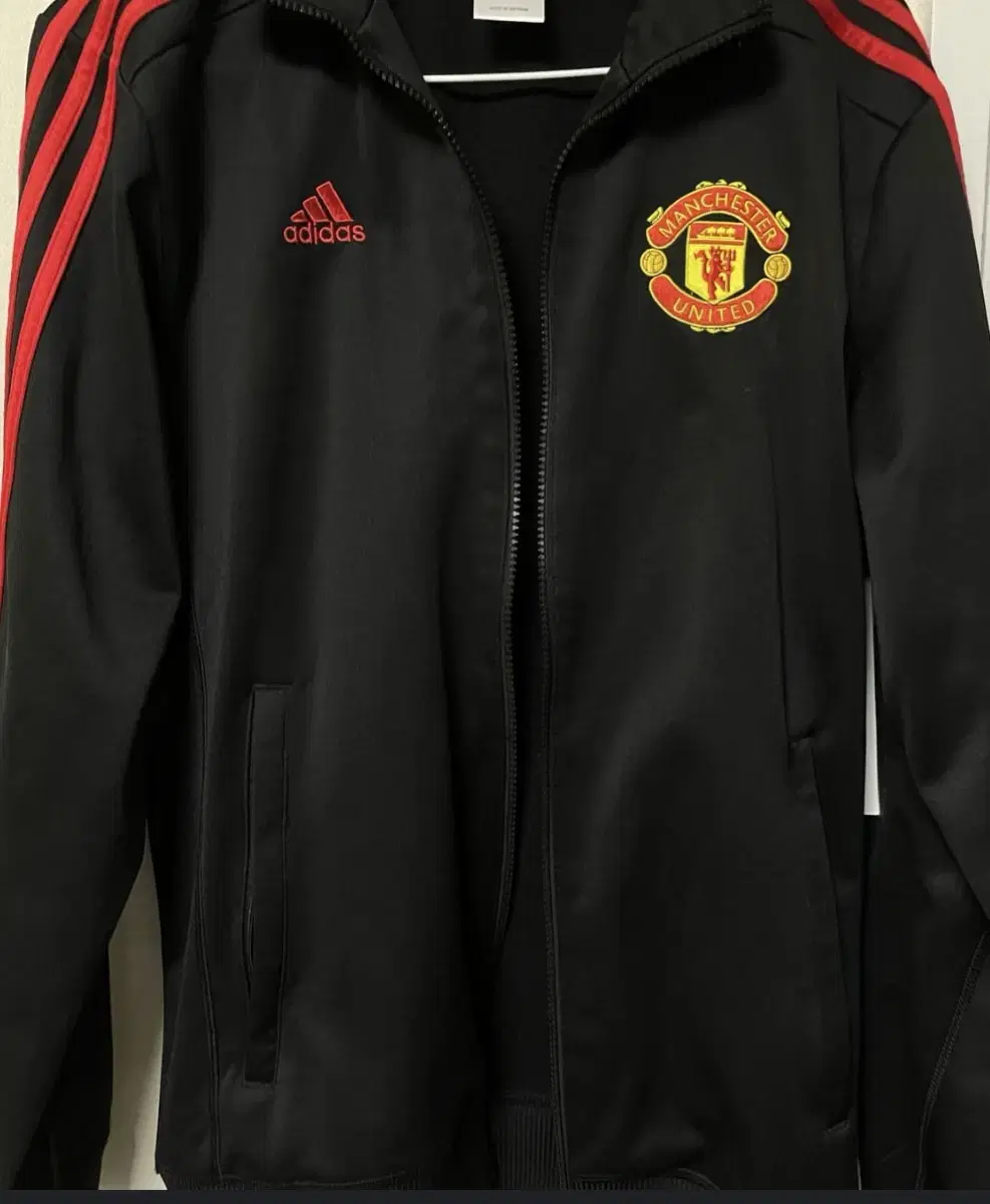 Cheapest Adidas Man U Black Jersey