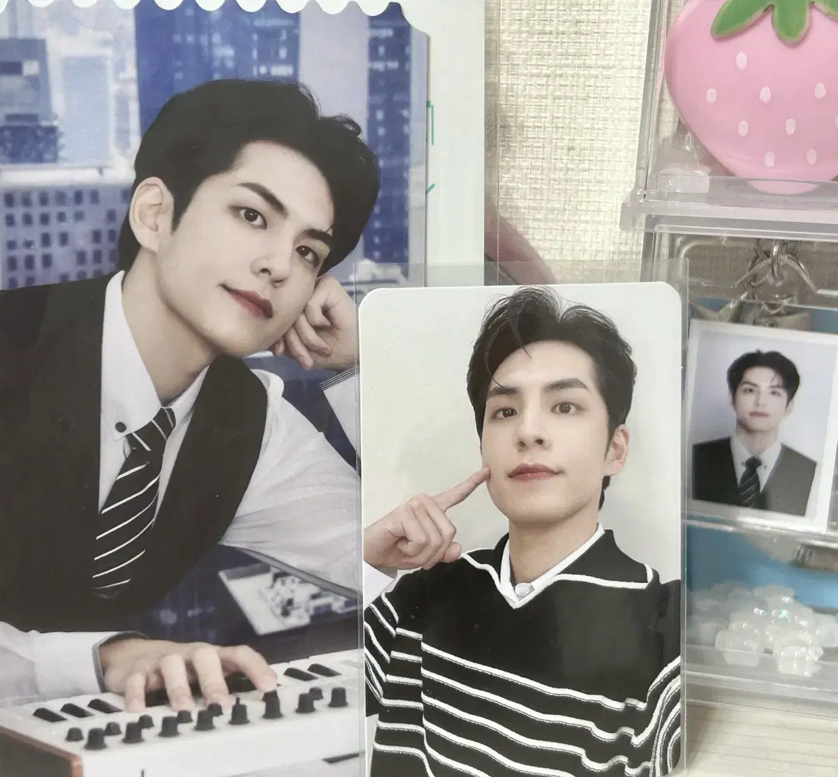 Day 6 Original fanmeeting Photo Holder + Photo Card